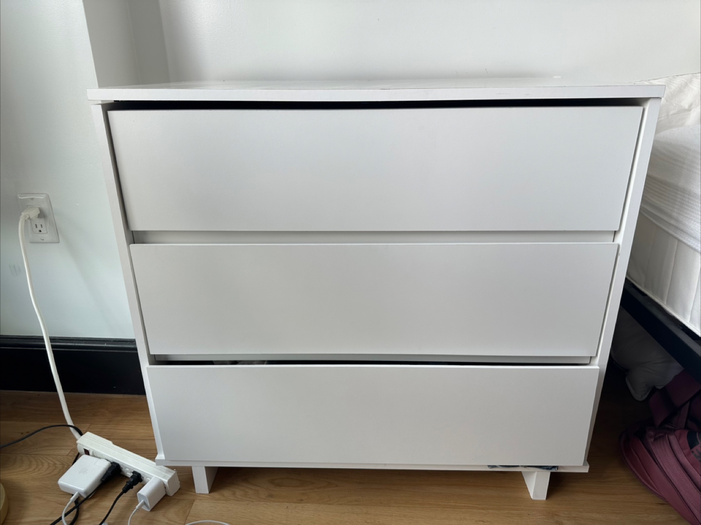 White 3-Drawer Chest