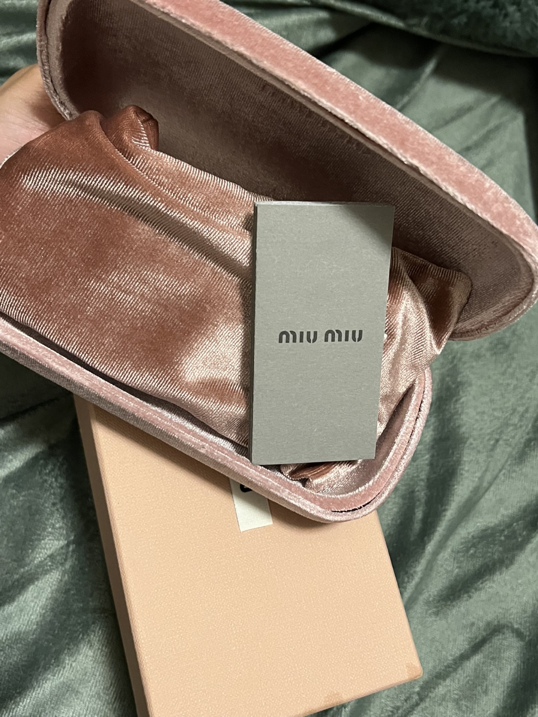 Authentic Miu Miu Cat Eye Sunglasses – Case + Box + dust bag - photo 4