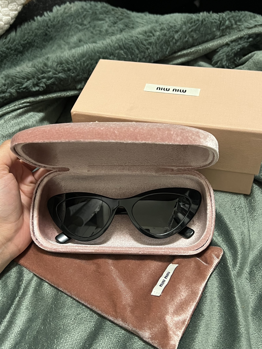 Authentic Miu Miu Cat Eye Sunglasses – Case + Box + dust bag