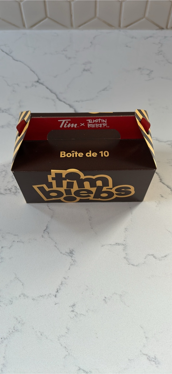 TimBiebs Tim Hortons x Justin Bieber Box of 10 - photo 3