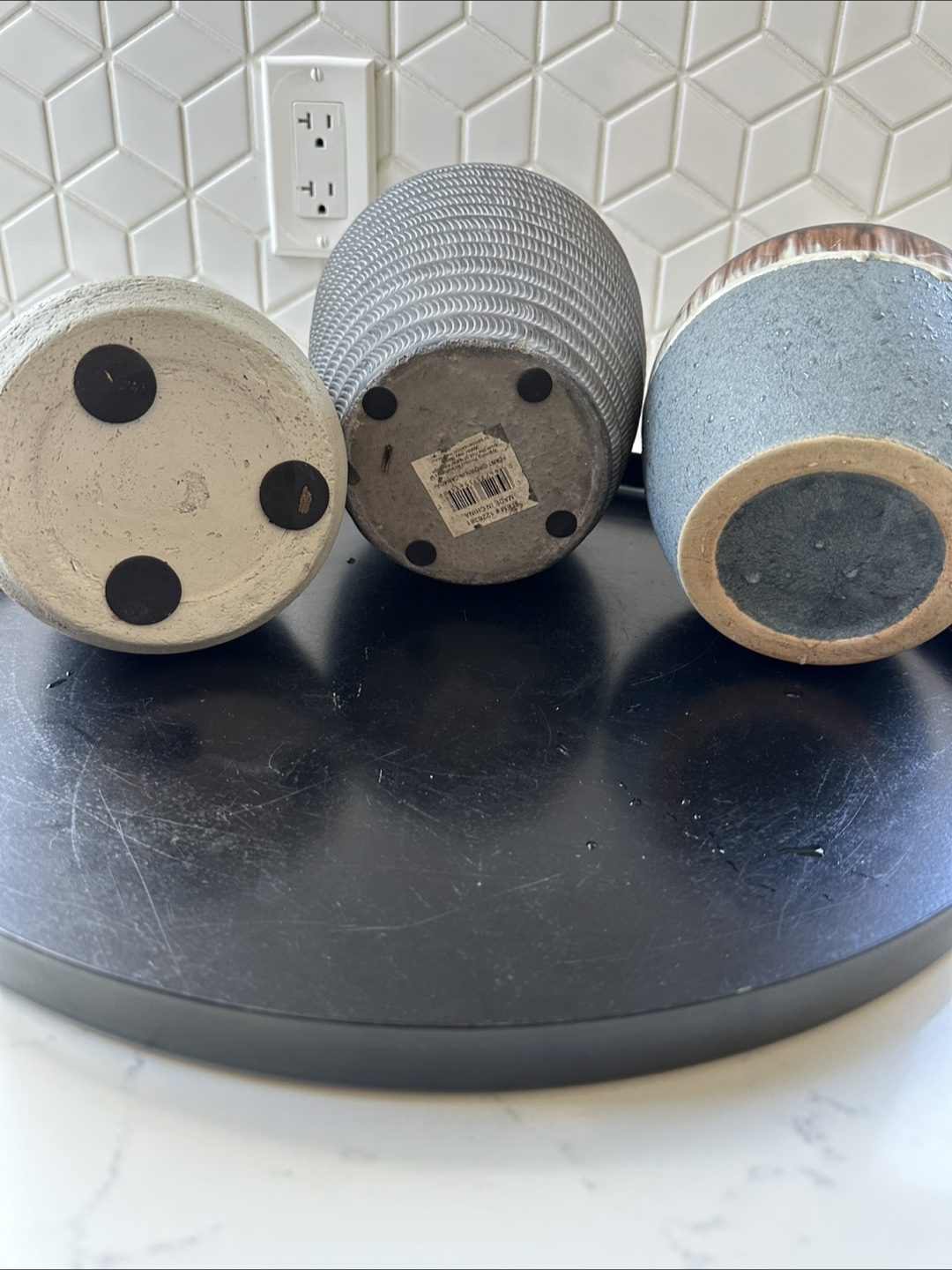 Set of three concrete and ceramic planters - photo 3
