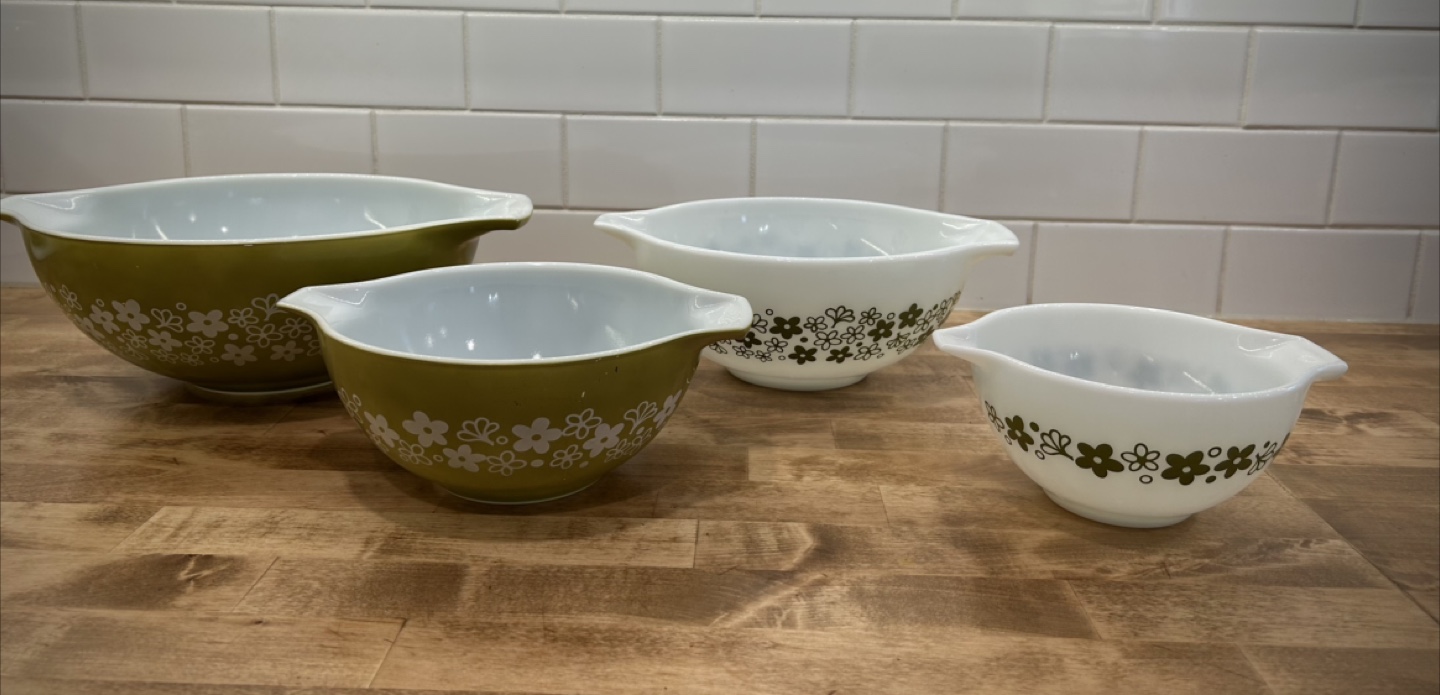 Vintage Pyrex Cinderella Bowls - Crazy Daisy Set - photo 3