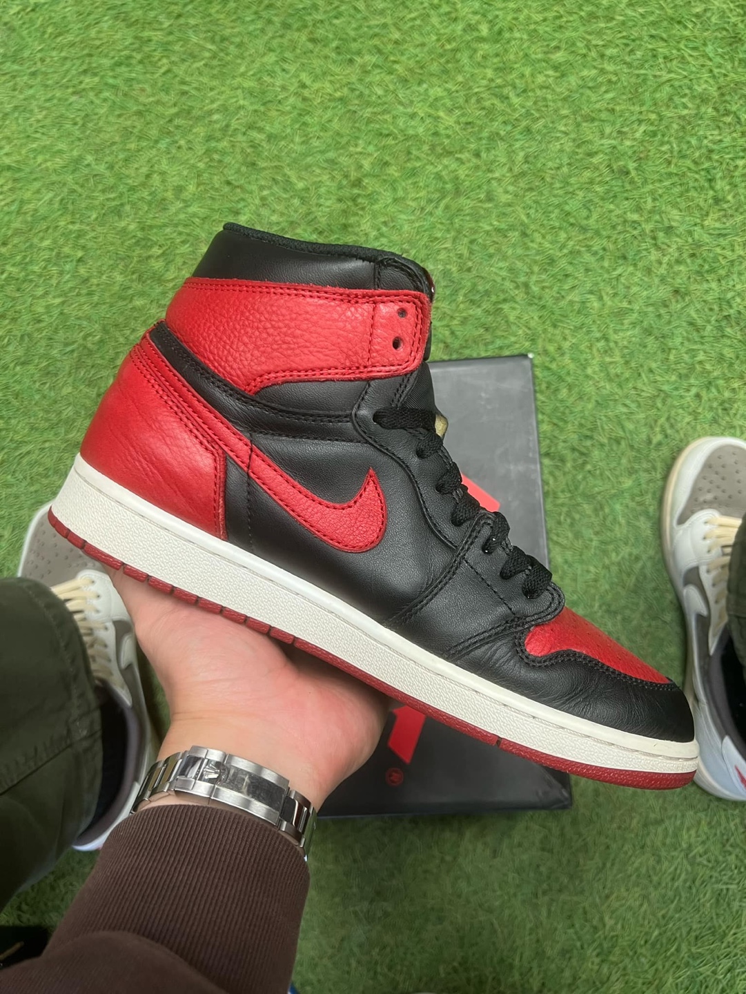 Jordan 1 Bred Banned - Size 9 - photo 2