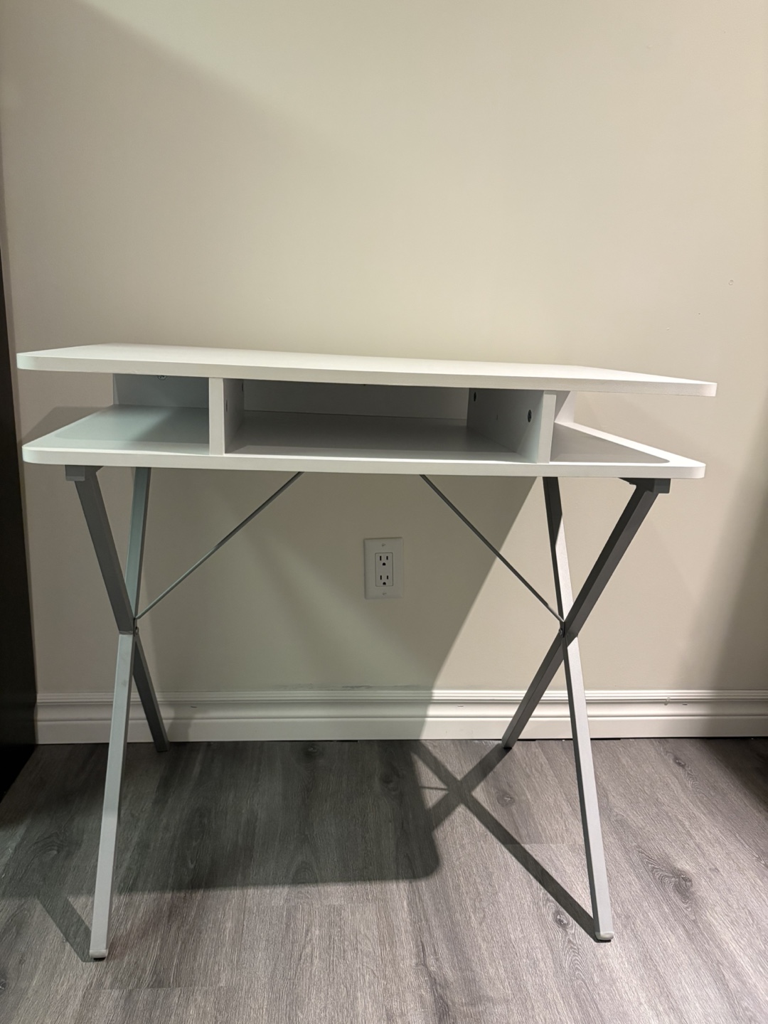 White Computer Desk with Metal Legs (Work/Study Table) - photo 2