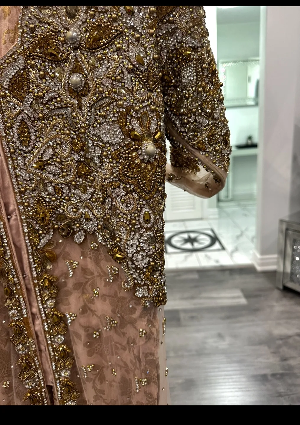 Gorgeous Embellished Pakistani Shalwar Kameez image indicator(3)