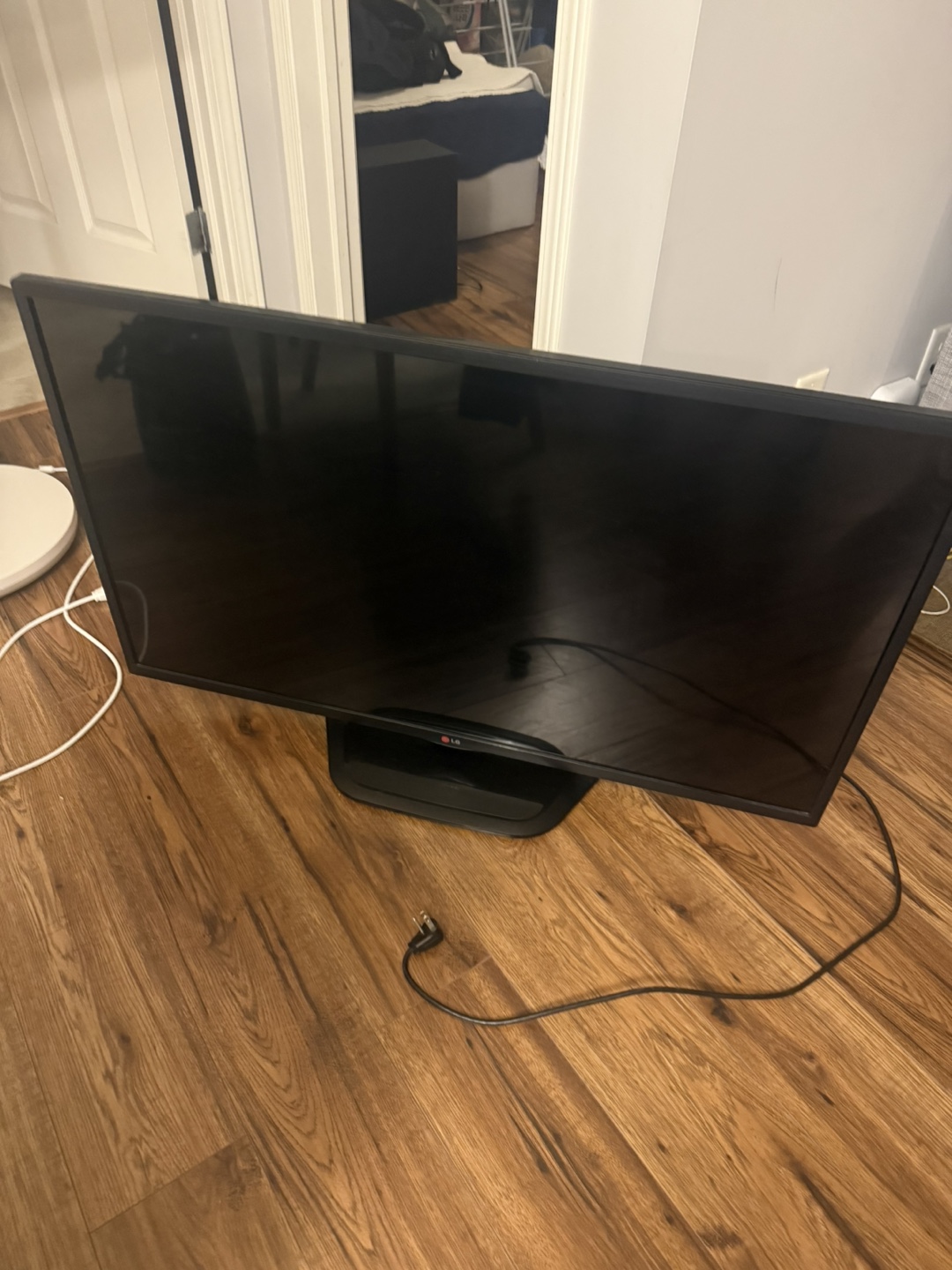 LG smart TV 42“
