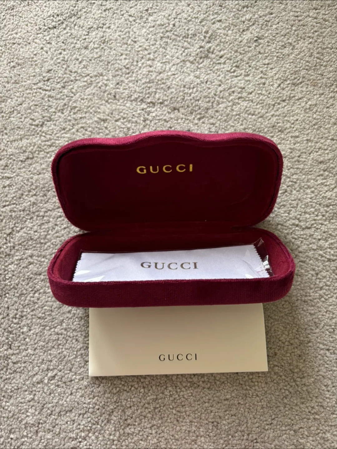 BNIB Gucci Round Sunglasses image indicator(5)