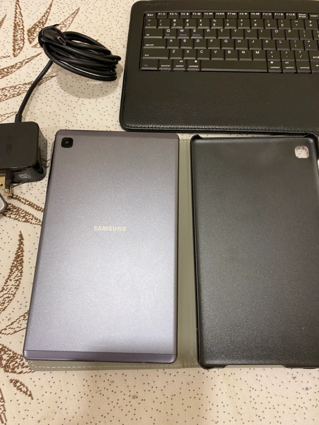 (READ A DESCRIPTION) Samsung Galaxy Tab A7 Lite – $110 image indicator(4)