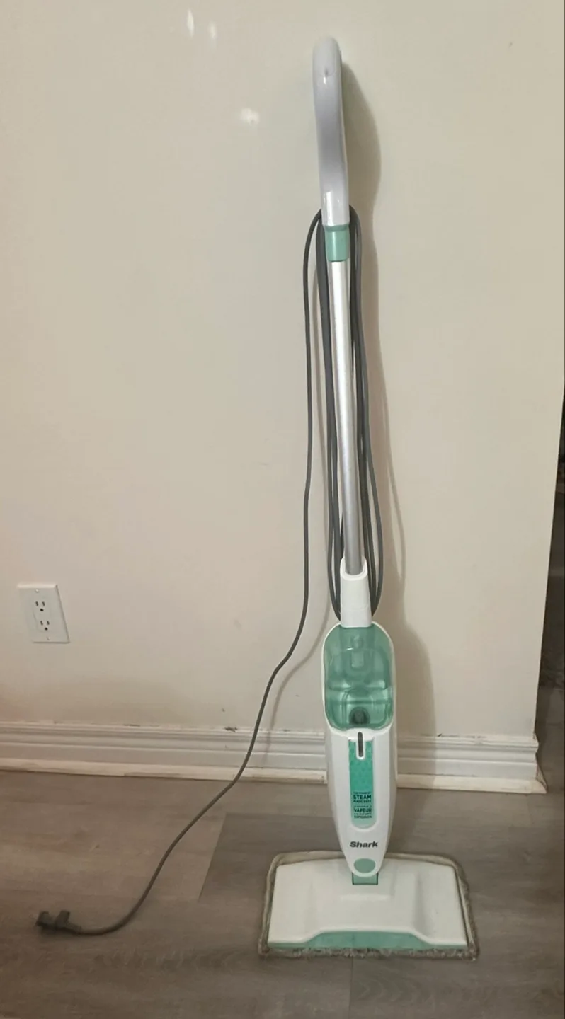 Shark Steam Pocket Mop thumbnail