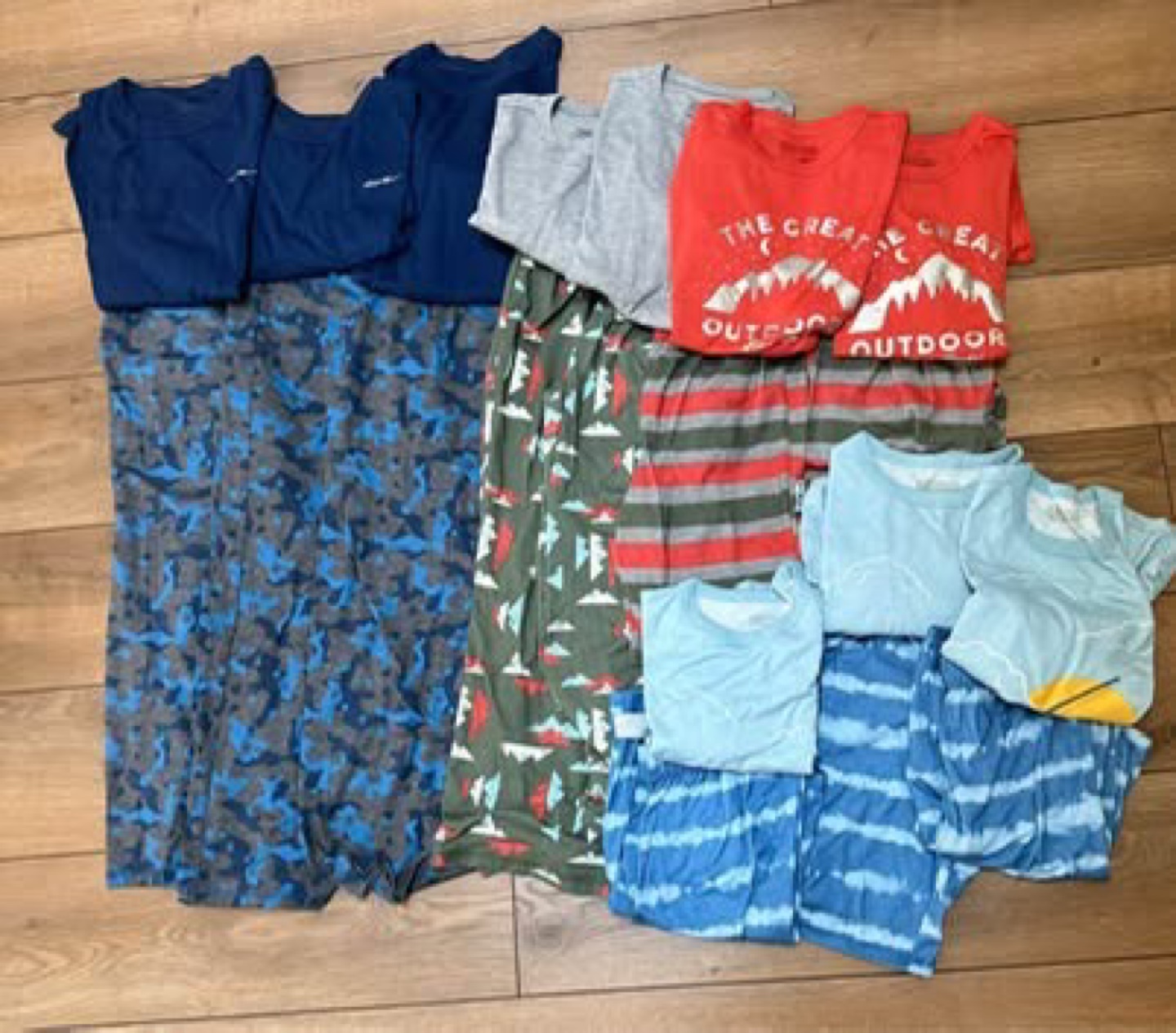 10 Pairs of Boys Pajamas