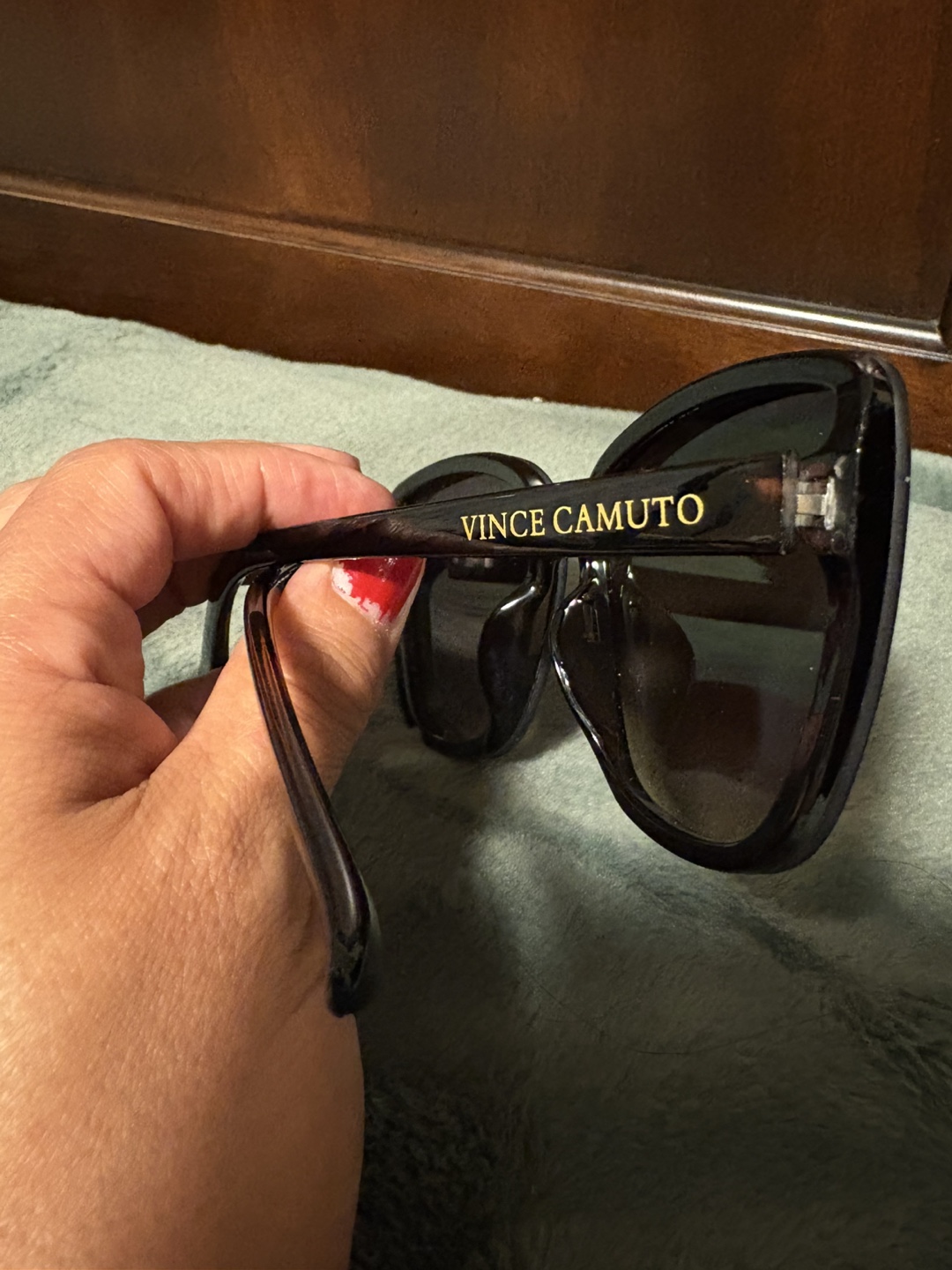 Vince Camuto Women's Sunglasses - photo 2