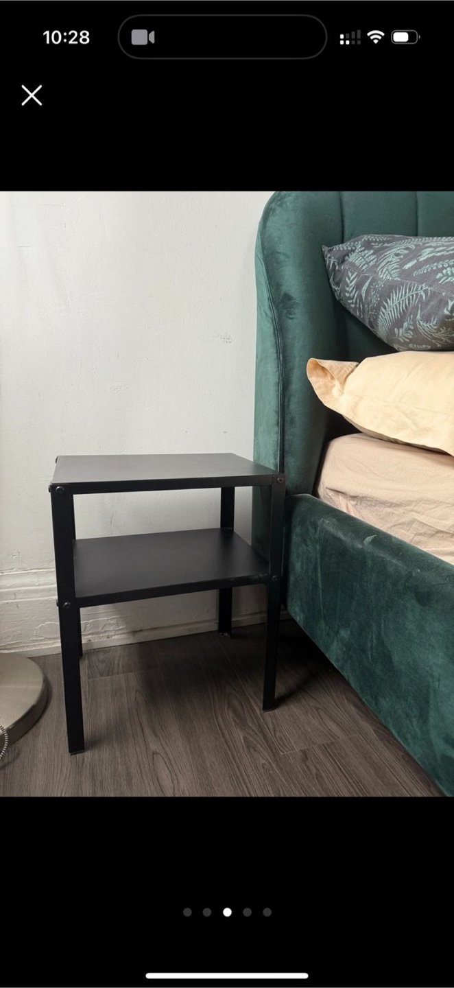 Night stand / Side Table - Black