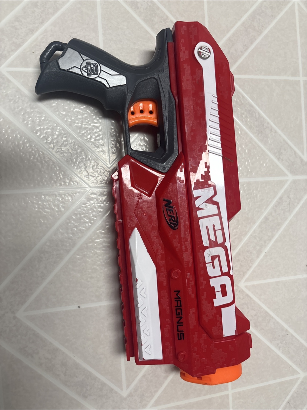 Nerf Mega Magnus Toy Blaster