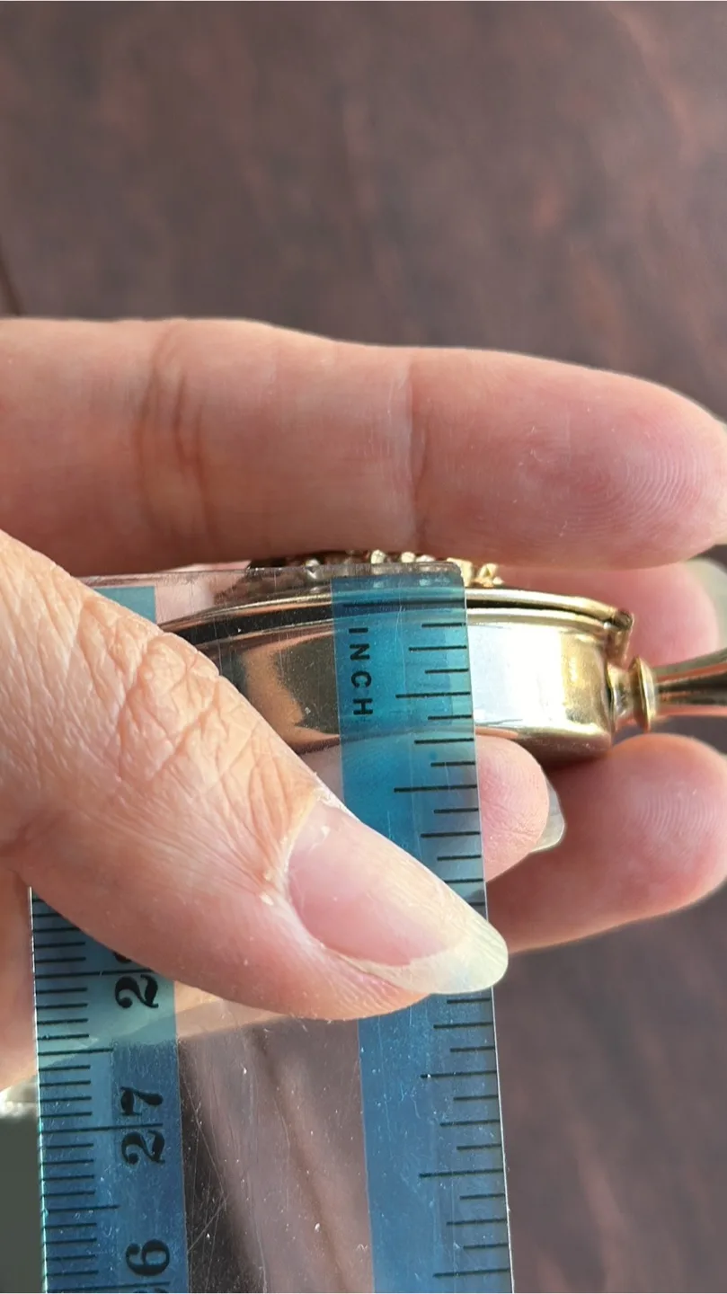 Vintage Gold-Tone Ashtray with Rhinestone image indicator(5)