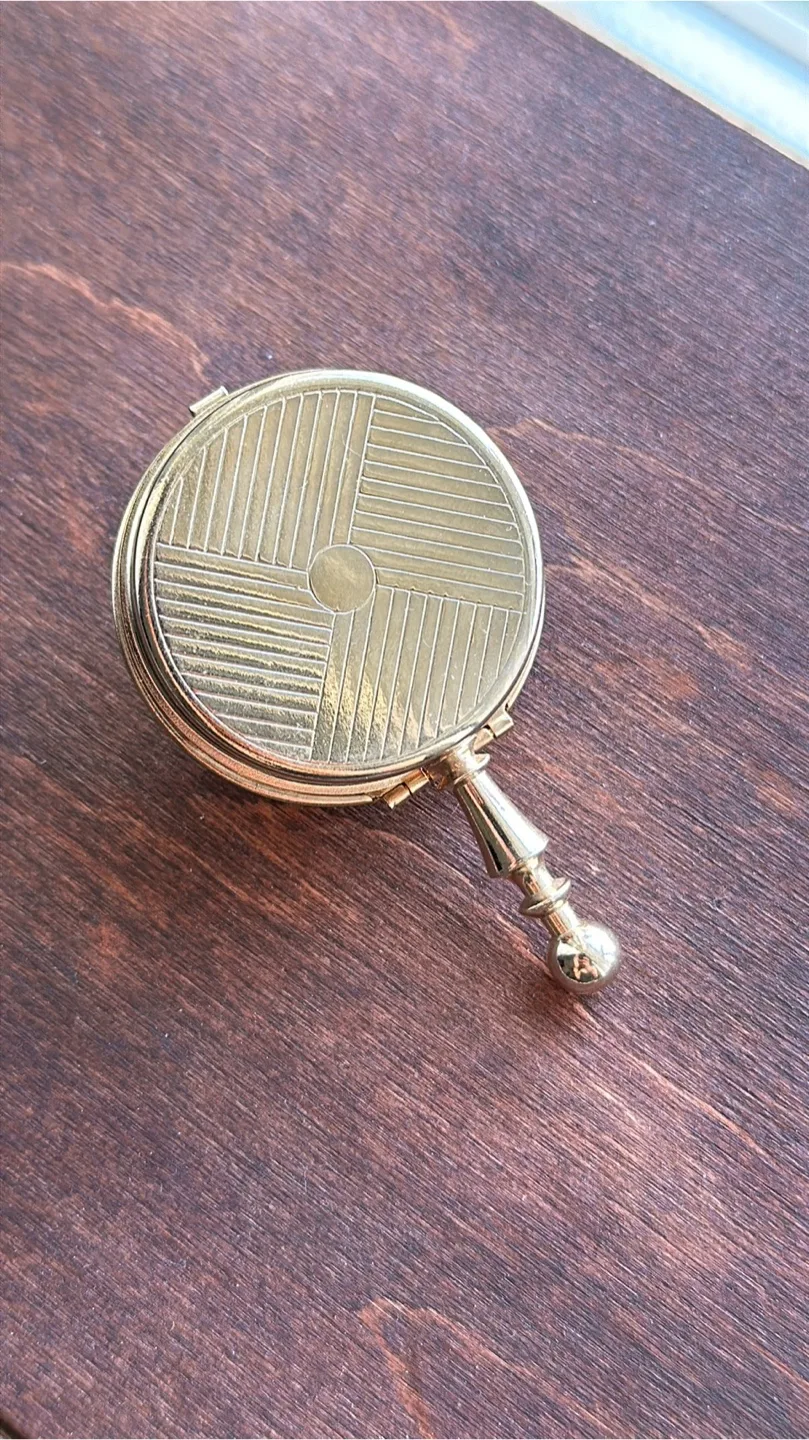 Vintage Gold-Tone Ashtray with Rhinestone image indicator(3)