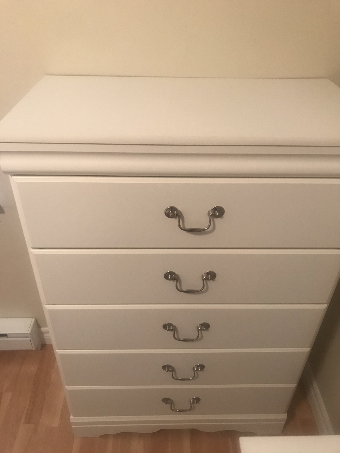 White 5-Drawer Chest of Drawers - photo 2