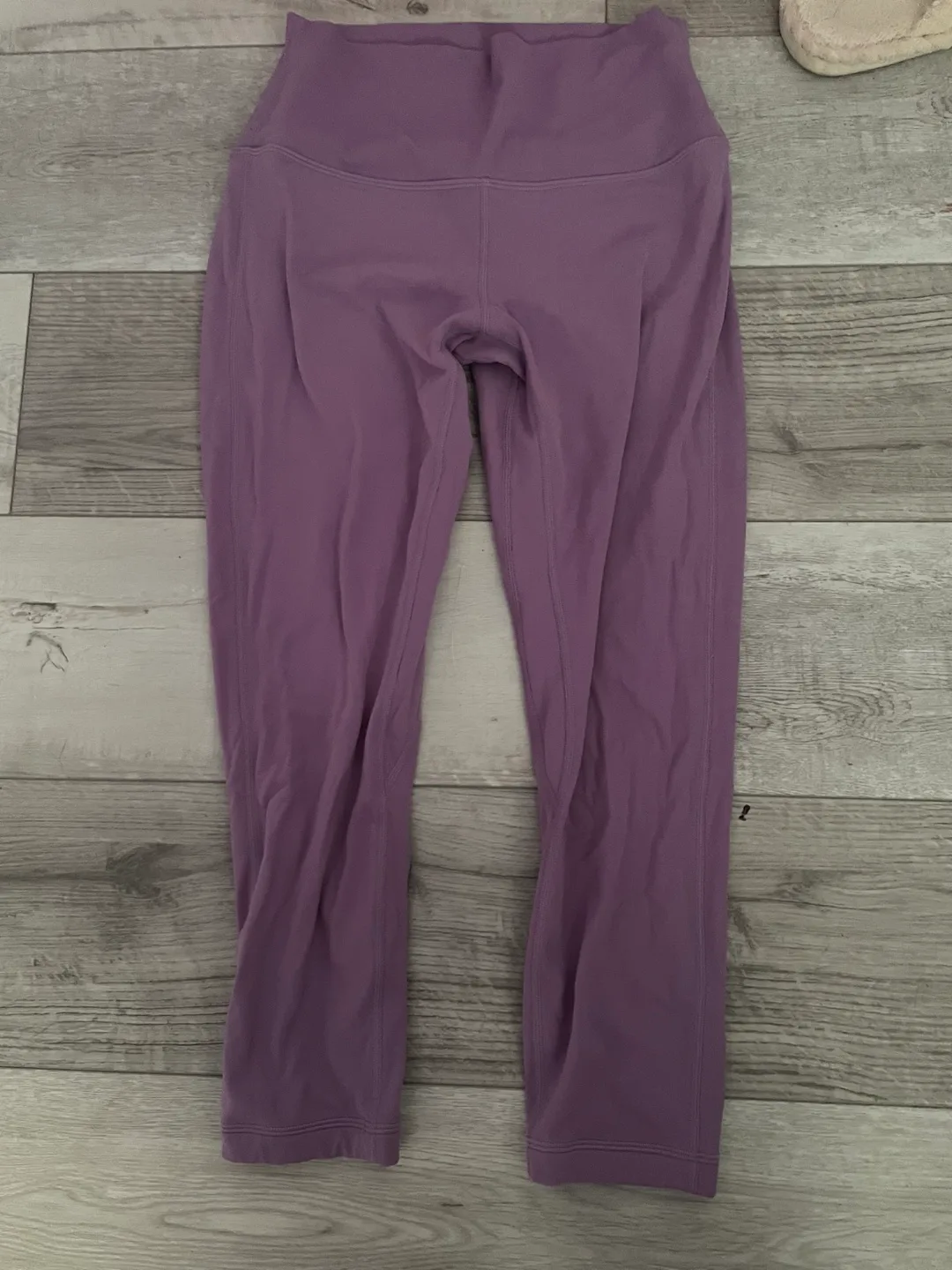 Lululemon Leggings and Shorts Bundle - Size 8 image indicator(3)
