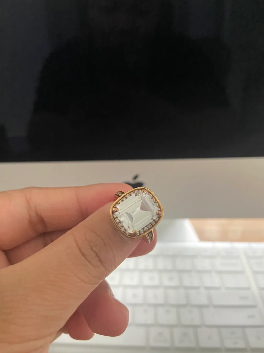 Set! Gold Emerald-Cut CZ Ring / earring image indicator(4)