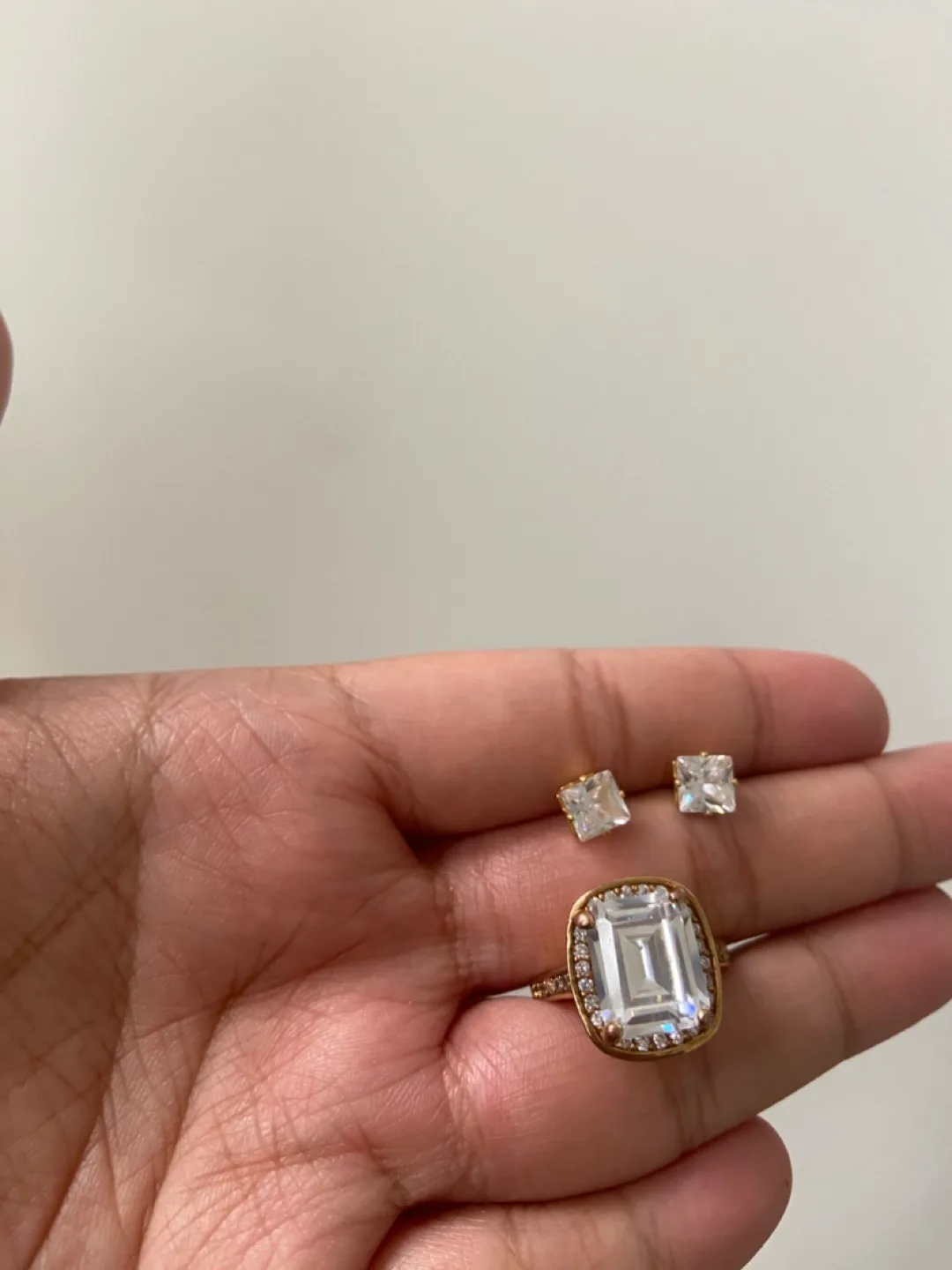 Set! Gold Emerald-Cut CZ Ring / earring image indicator(3)