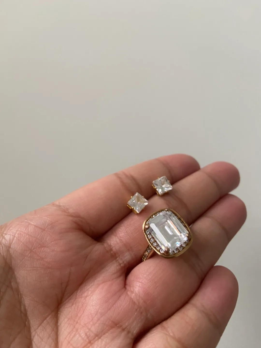 Set! Gold Emerald-Cut CZ Ring / earring image indicator(7)