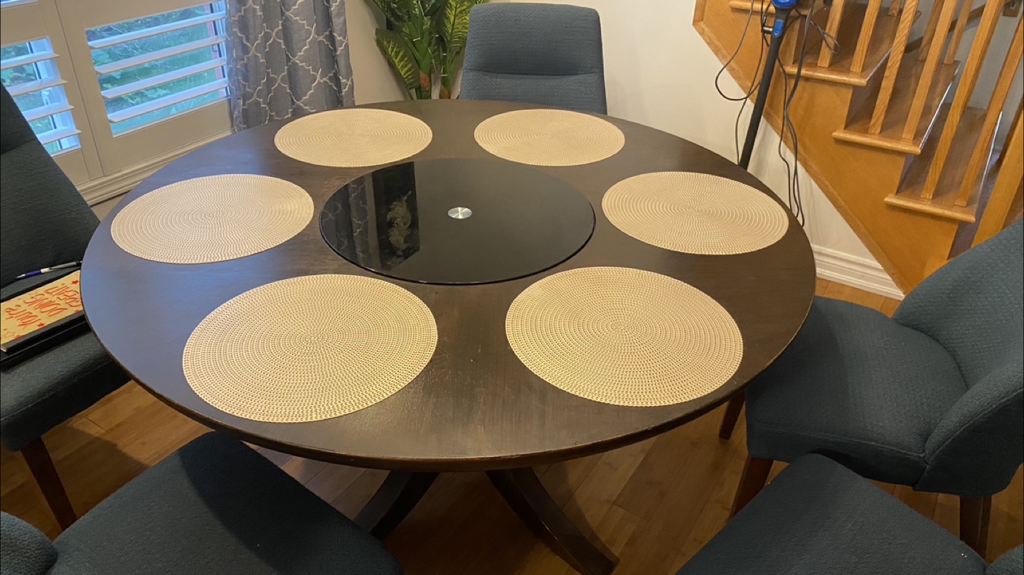 Round Dining Table - photo 2