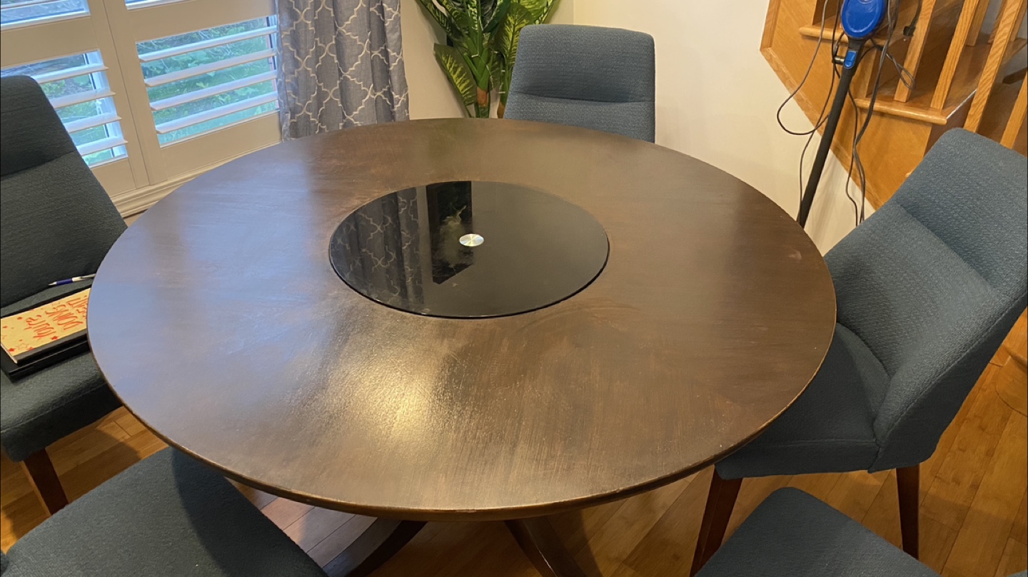 Round Dining Table