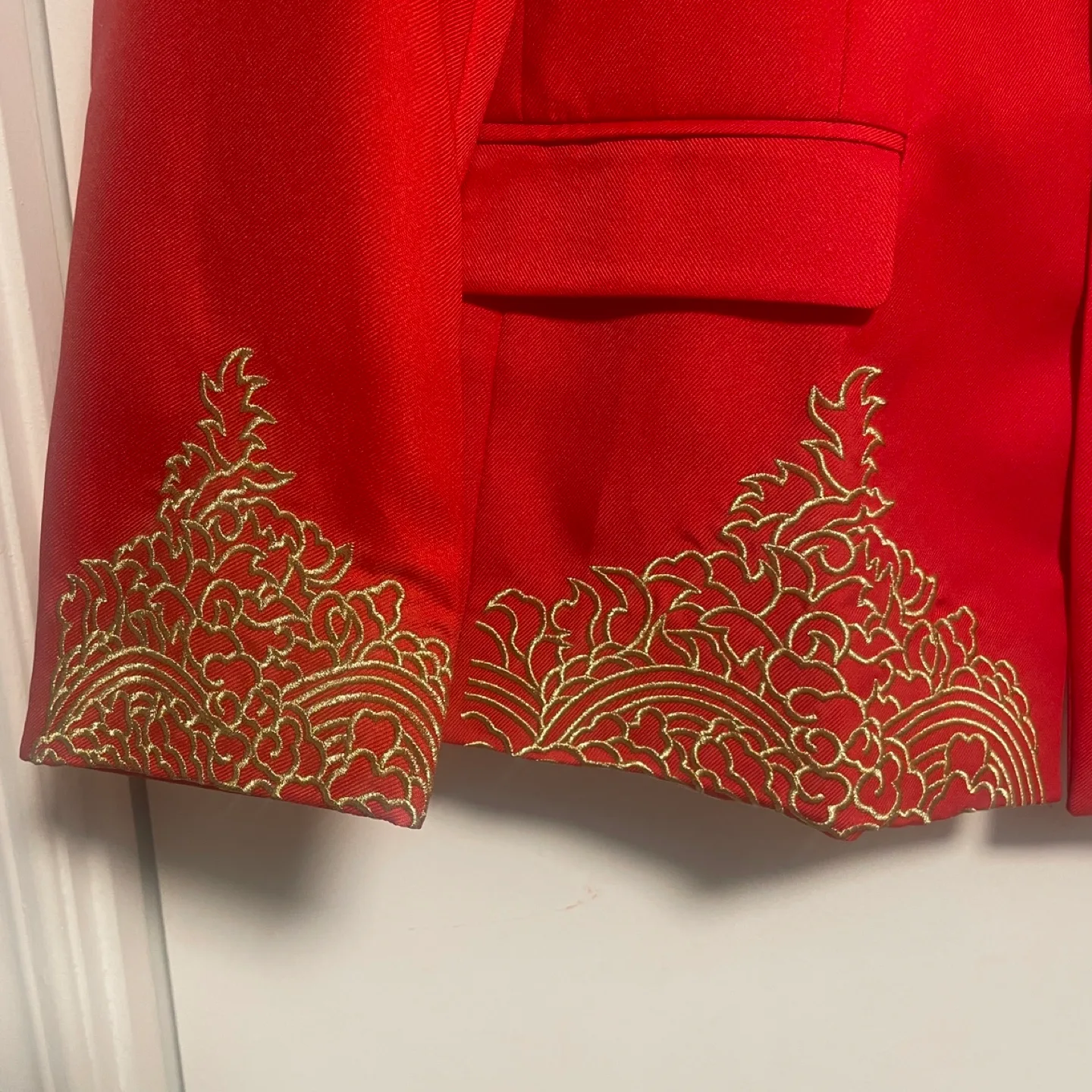 NWT Red Chinese Wedding Suit Changshan with Gold Embroidery image indicator(5)