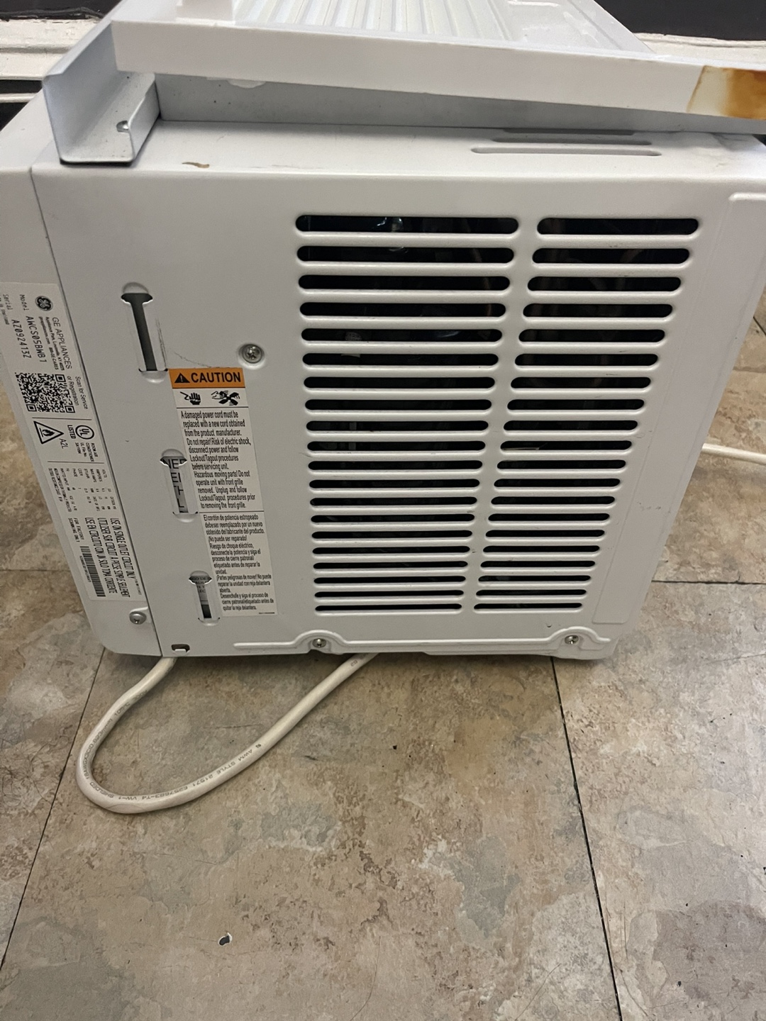GE Window Air Conditioner - photo 2
