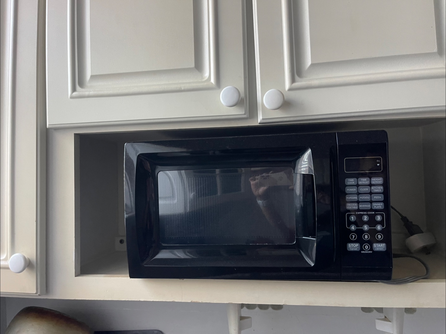 Black Microwave - Compact Kitchen Appliance - photo 2
