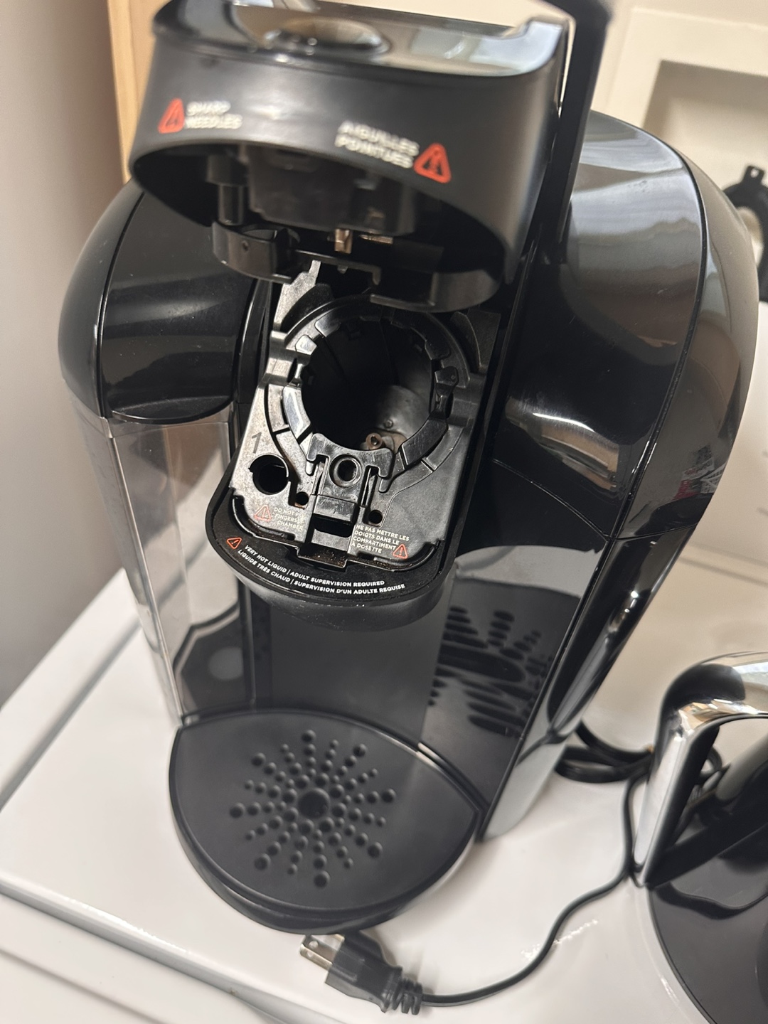 Keurig 2.0 K200 Coffee Maker with Carafe - photo 3