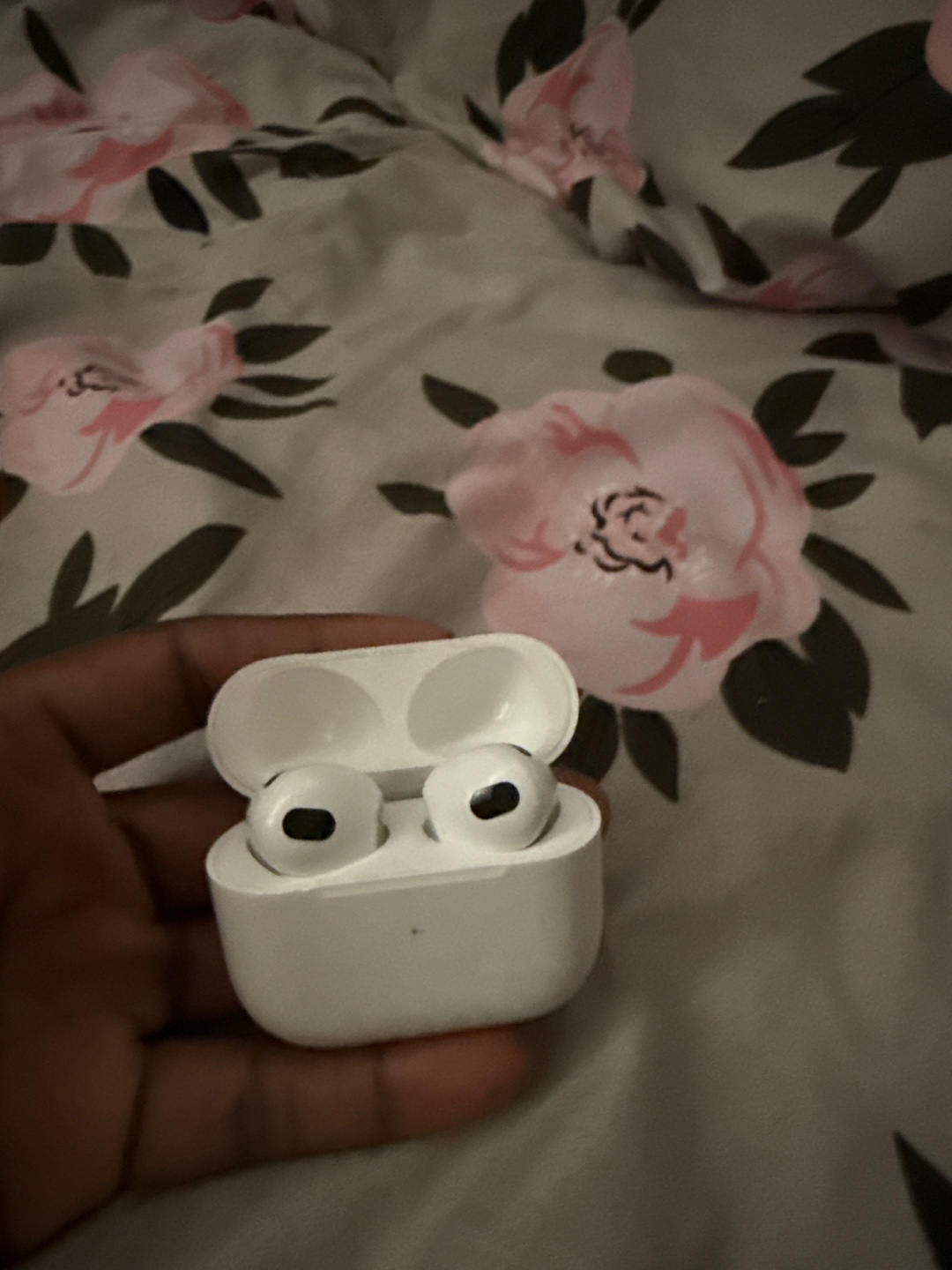 Apple AirPods Generation 3