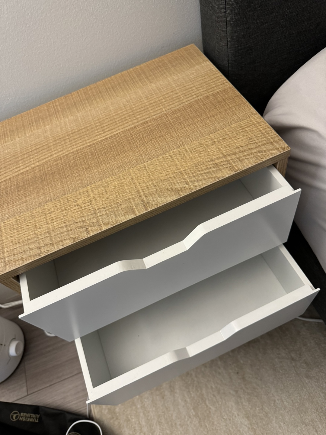 Set of 2 Nightstands - photo 2