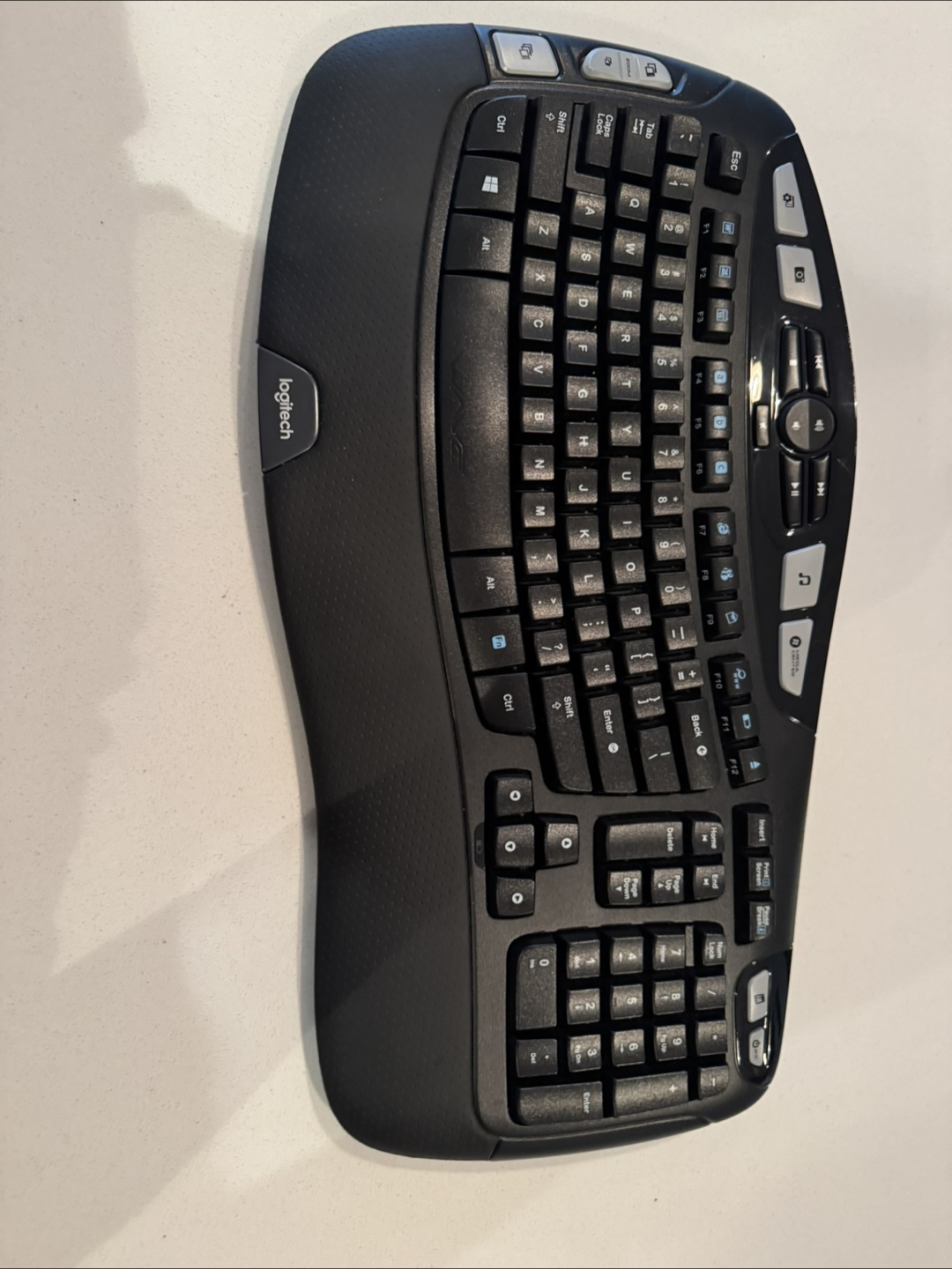 Logitech Wireless Keyboard - photo 2