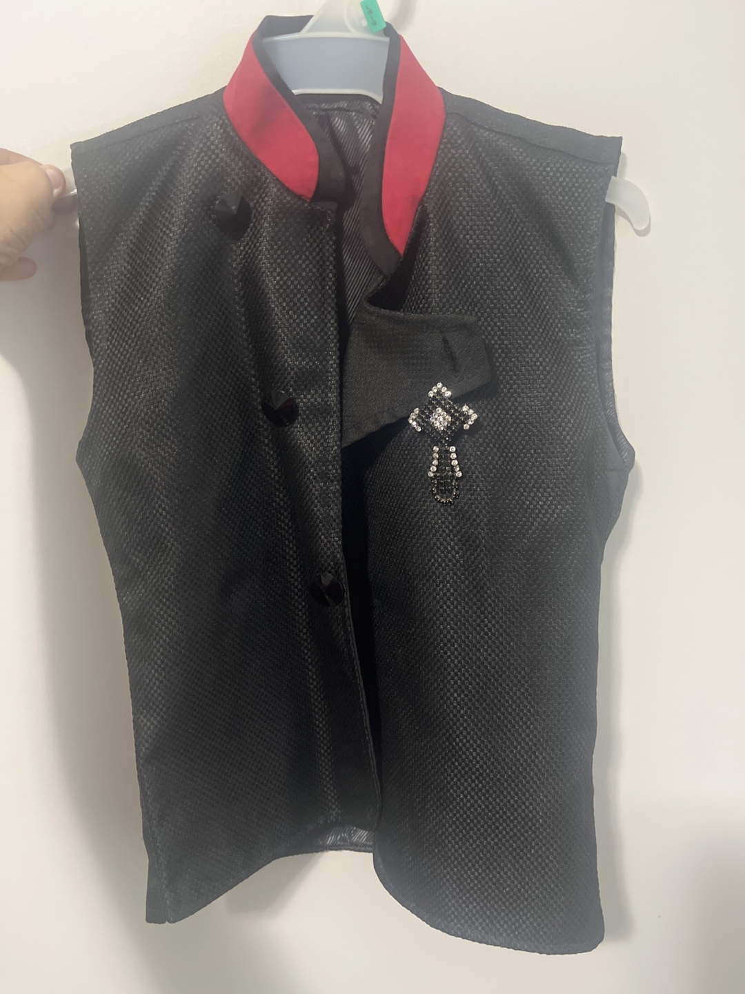 Boy’s Black Sleeveless Vest with Red Collar