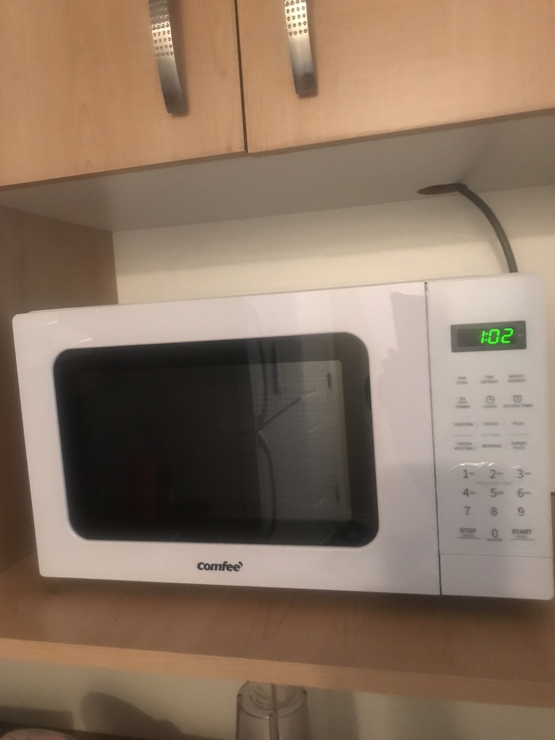Comfee 700W Microwave