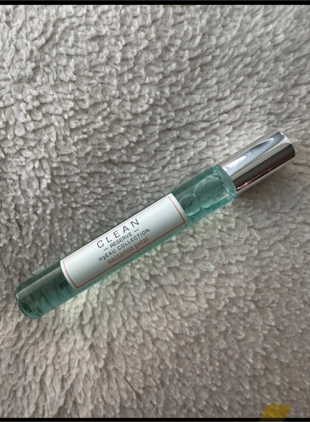 Clean Reserve H2O EDP Rollerball - Nectarine Petal image indicator(3)