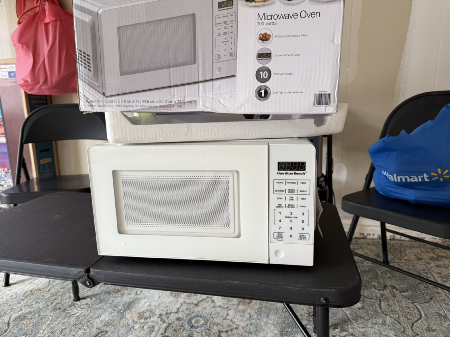 Hamilton Beach 0.7 cu. ft. Microwave Oven - White - photo 2