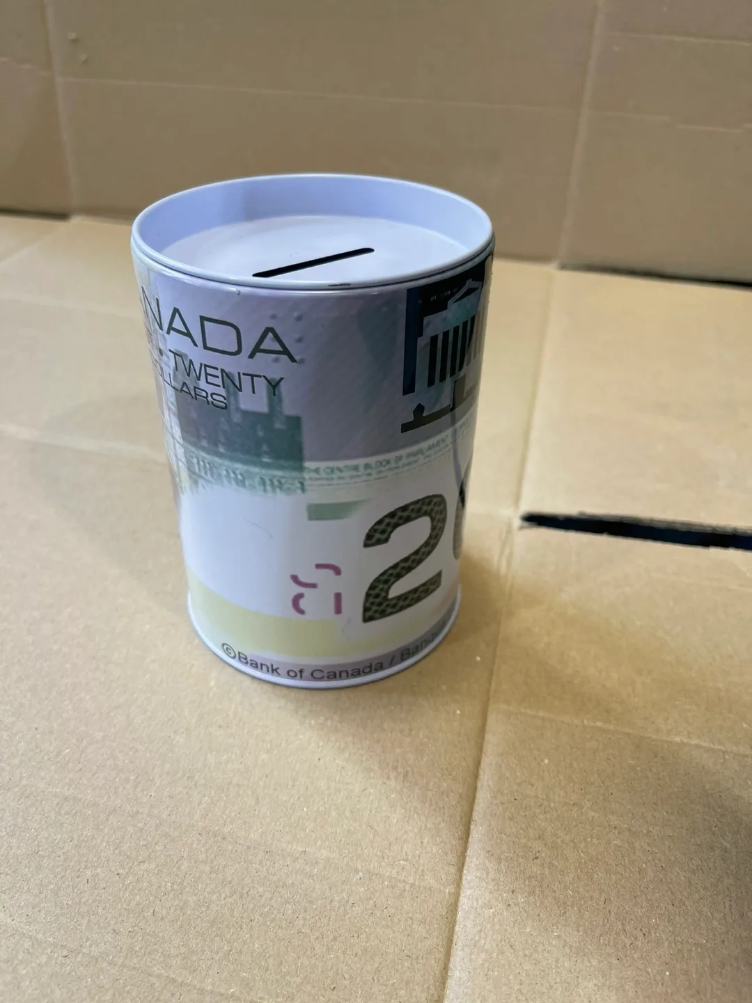 Canadian Twenty Dollar Bill Money Box image indicator(2)