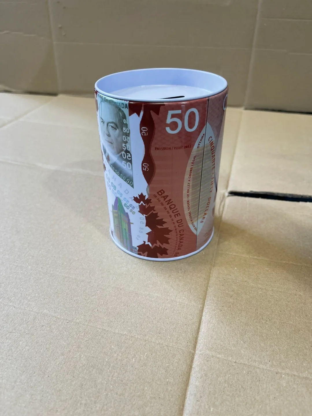 Canadian $50 Bill Design Coin Bank image indicator(2)