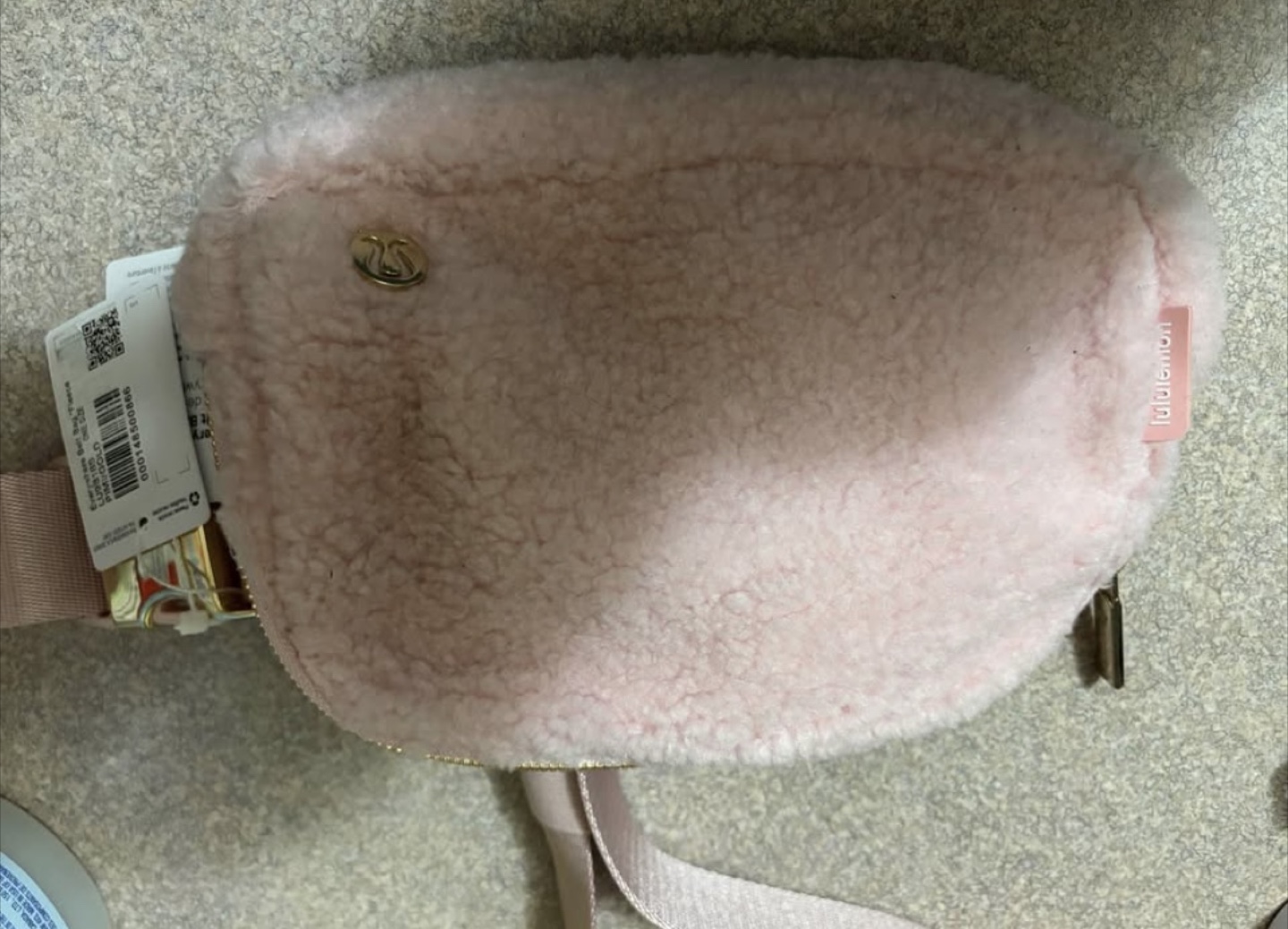 Lululemon Everywhere Belt Bag - Fleece - Pink - photo 2