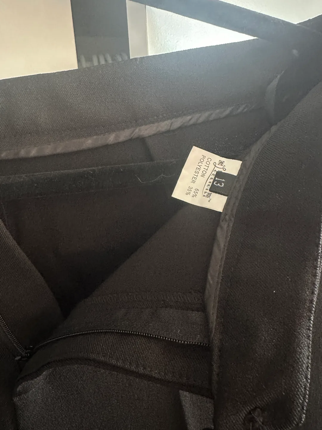 Black Women's Dress Pants Size 13 image indicator(2)