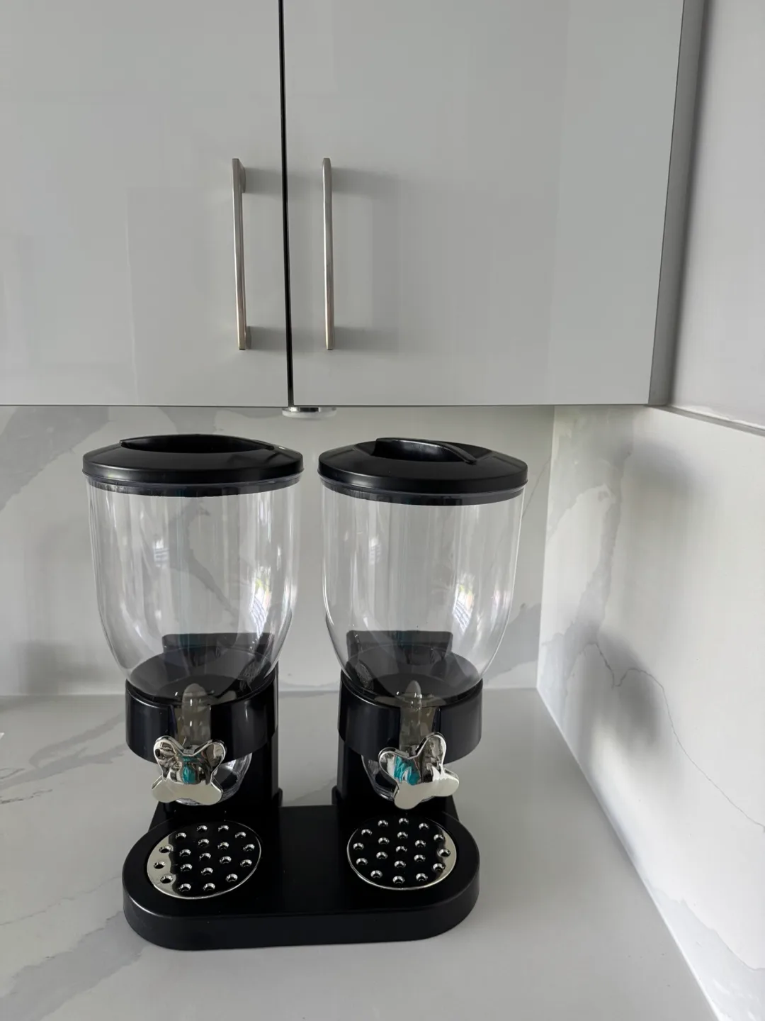 SONIC Dual Cereal Dispenser image indicator(2)