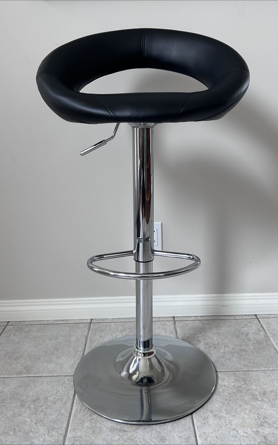 Set of 3 Black Adjustable Bar Stools - photo 2