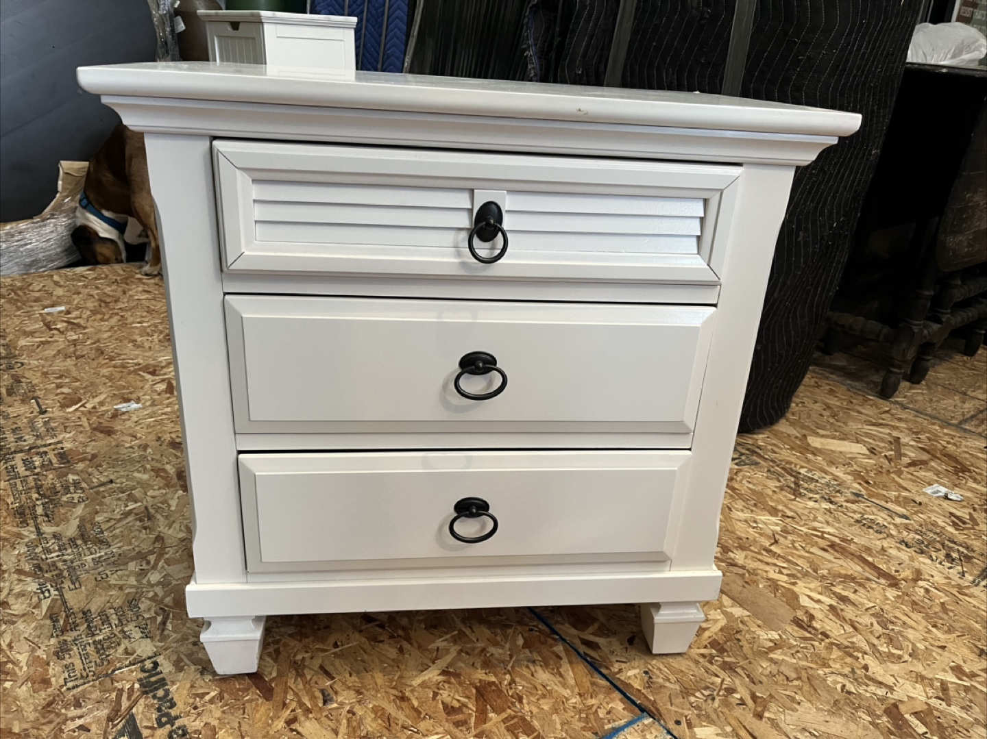 White 3-Drawer Nightstand