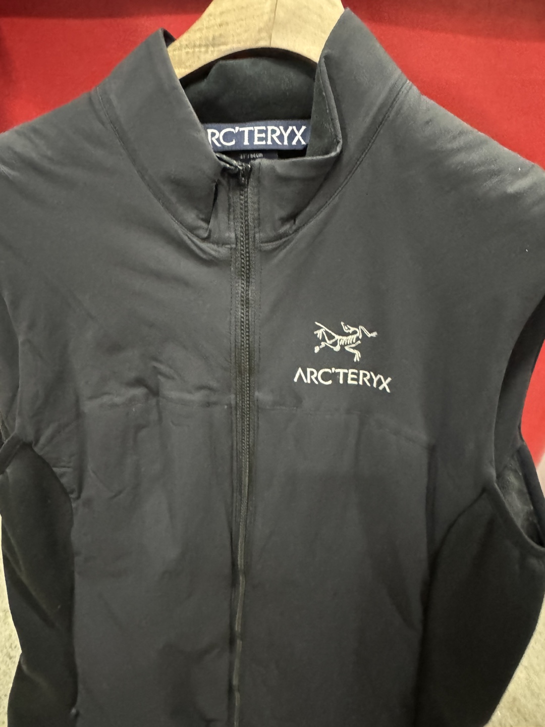 Arc'teryx Women's Size M/10 Black Vest