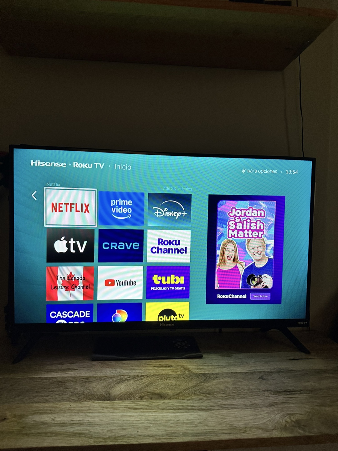Hisense Roku TV - photo 3