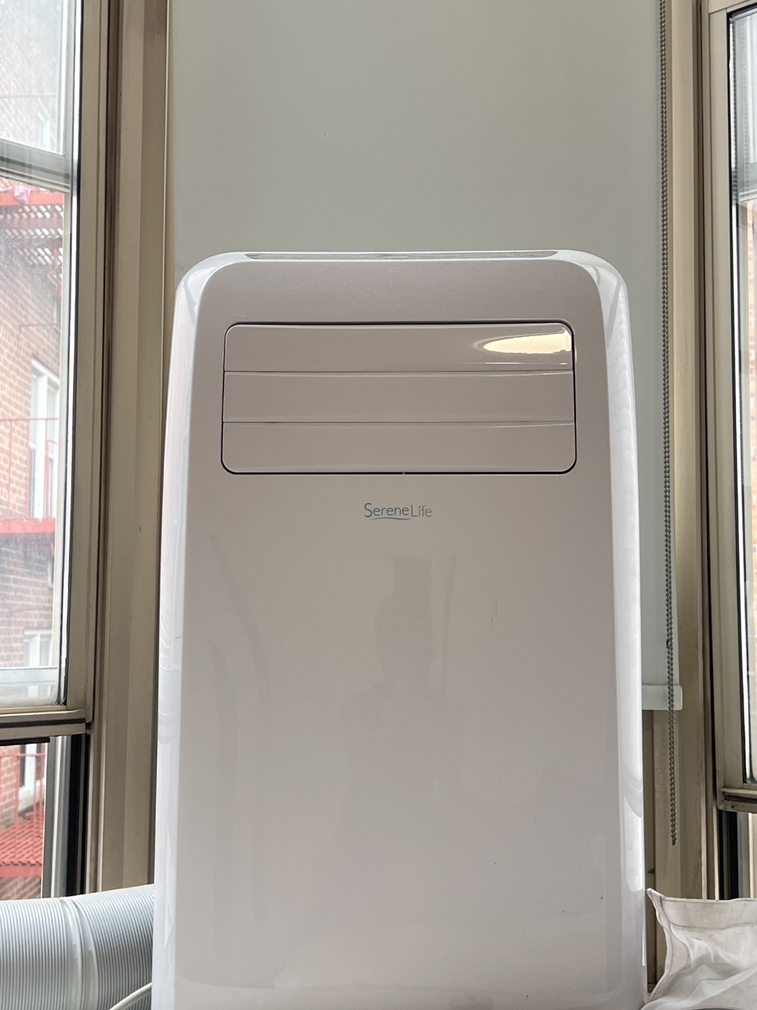 MOVE OUT SELL. SereneLife Portable Air Conditioner - 12000 BTU - photo 2