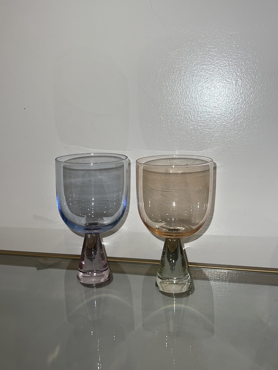 Pair of Vintage Colored Glass Goblets - photo 2
