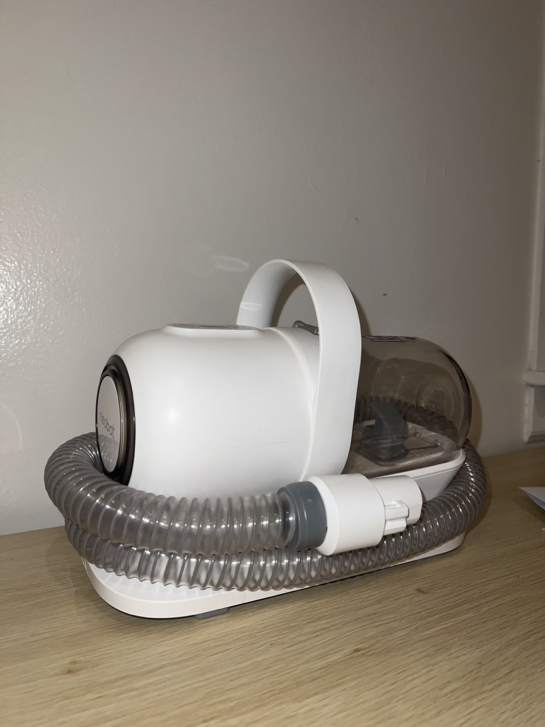Neobot P1 Pro Pet Grooming Vacuum - photo 2