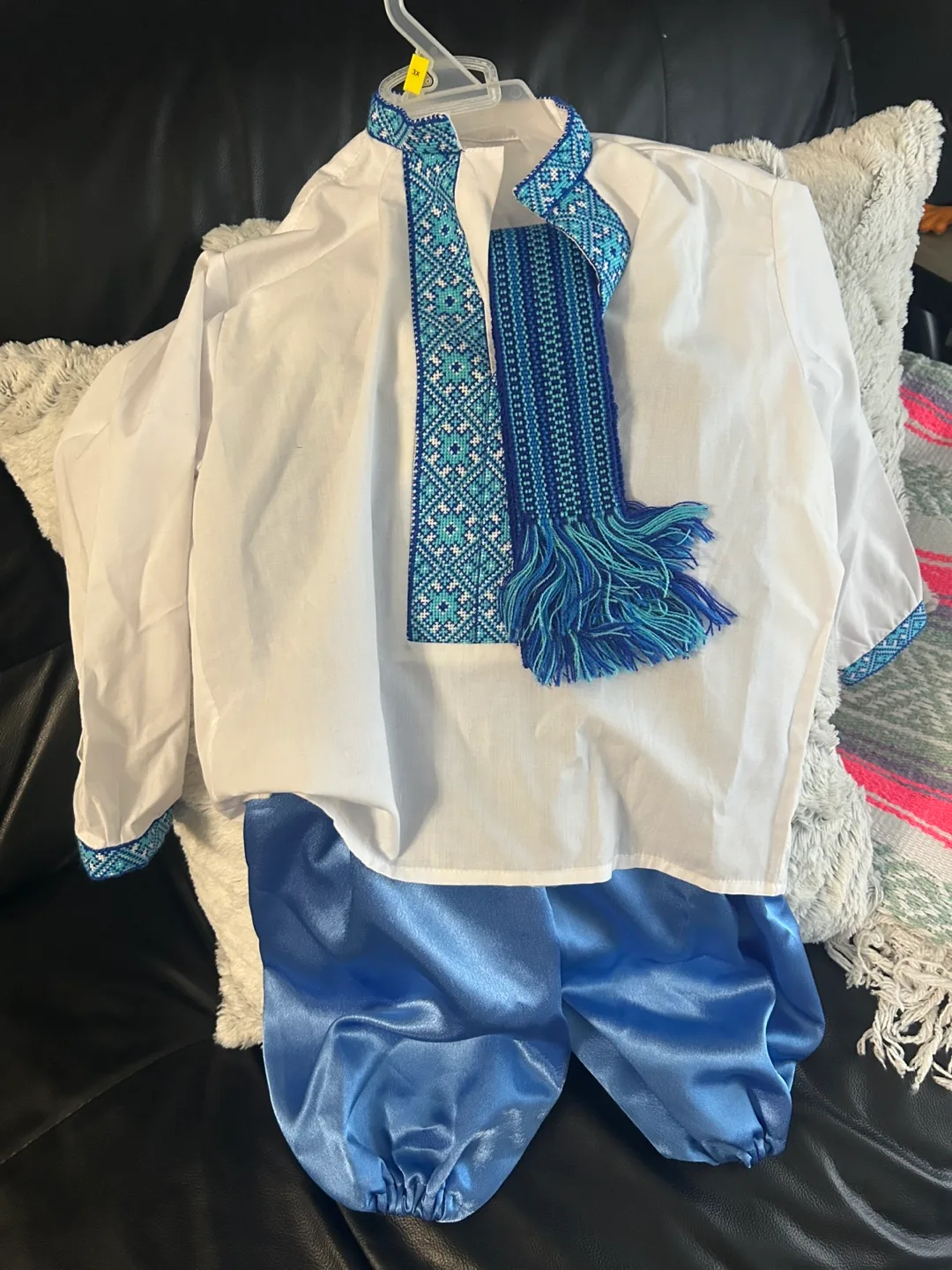 Adorable Ukrainian Vyshyvanka 3X Outfit for Baby/Toddler thumbnail